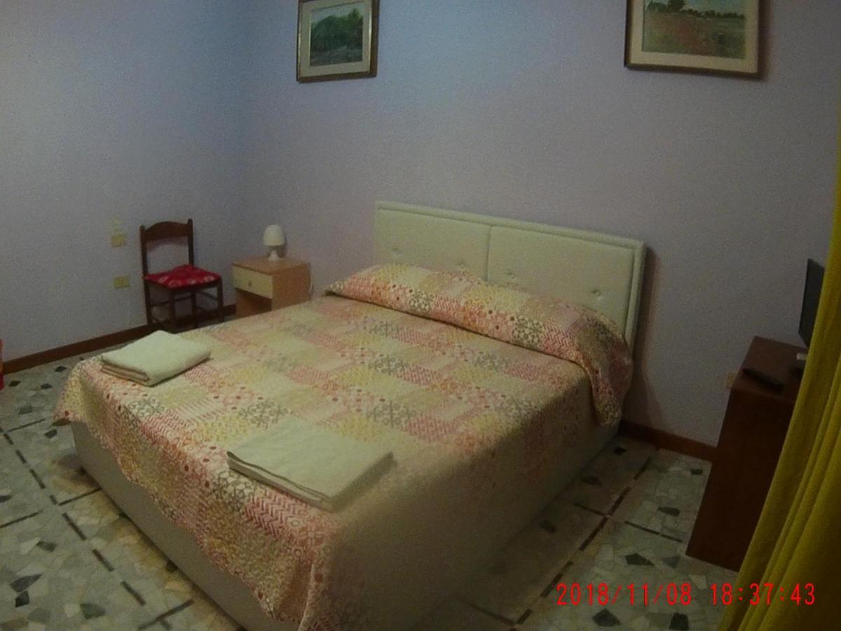 The Caponi Bros Bed & Breakfast Местре Екстериор снимка