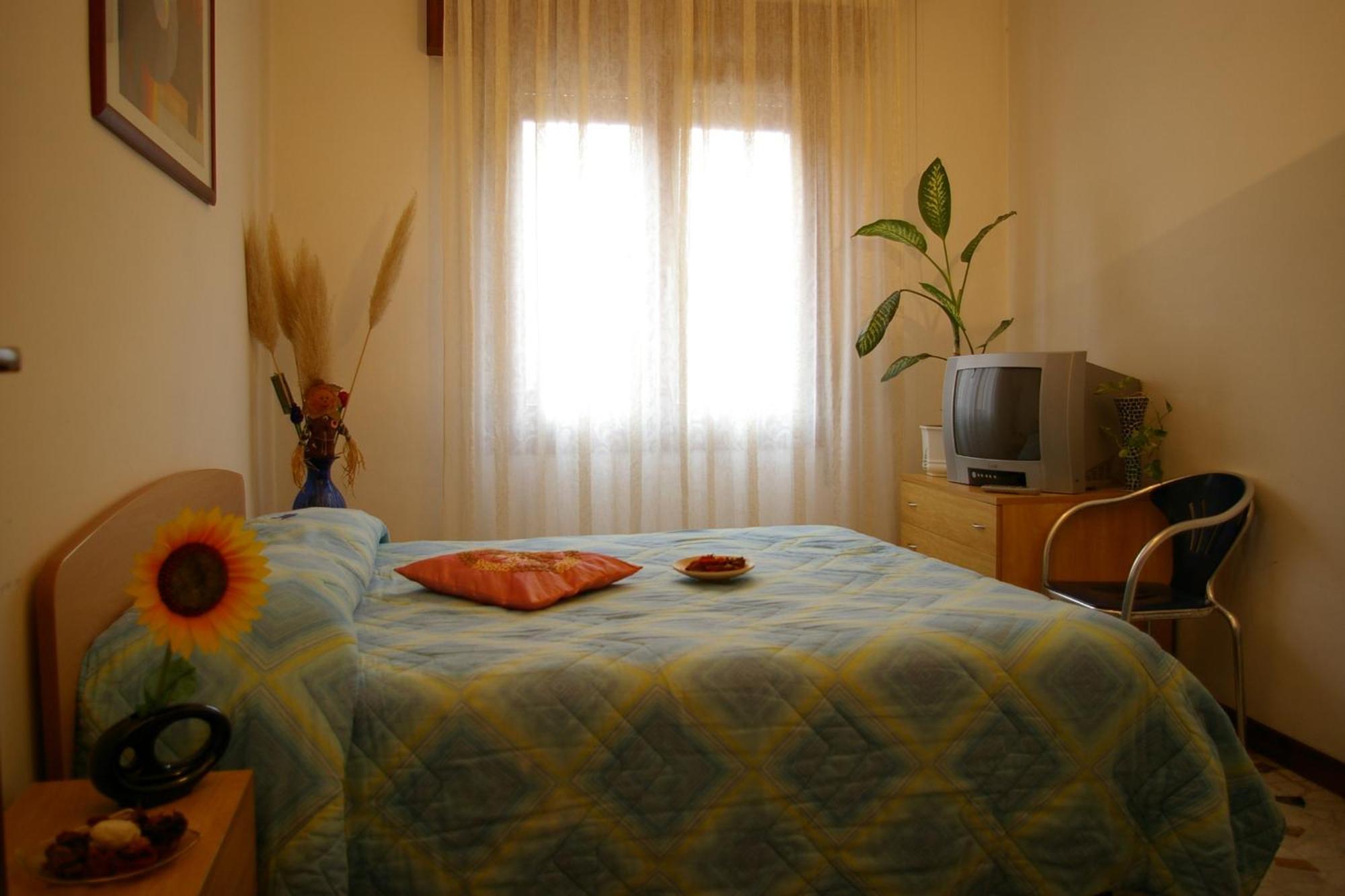 The Caponi Bros Bed & Breakfast Местре Екстериор снимка