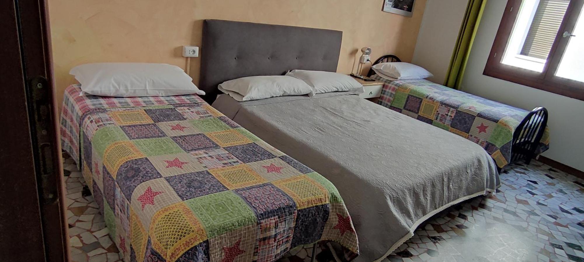 The Caponi Bros Bed & Breakfast Местре Екстериор снимка
