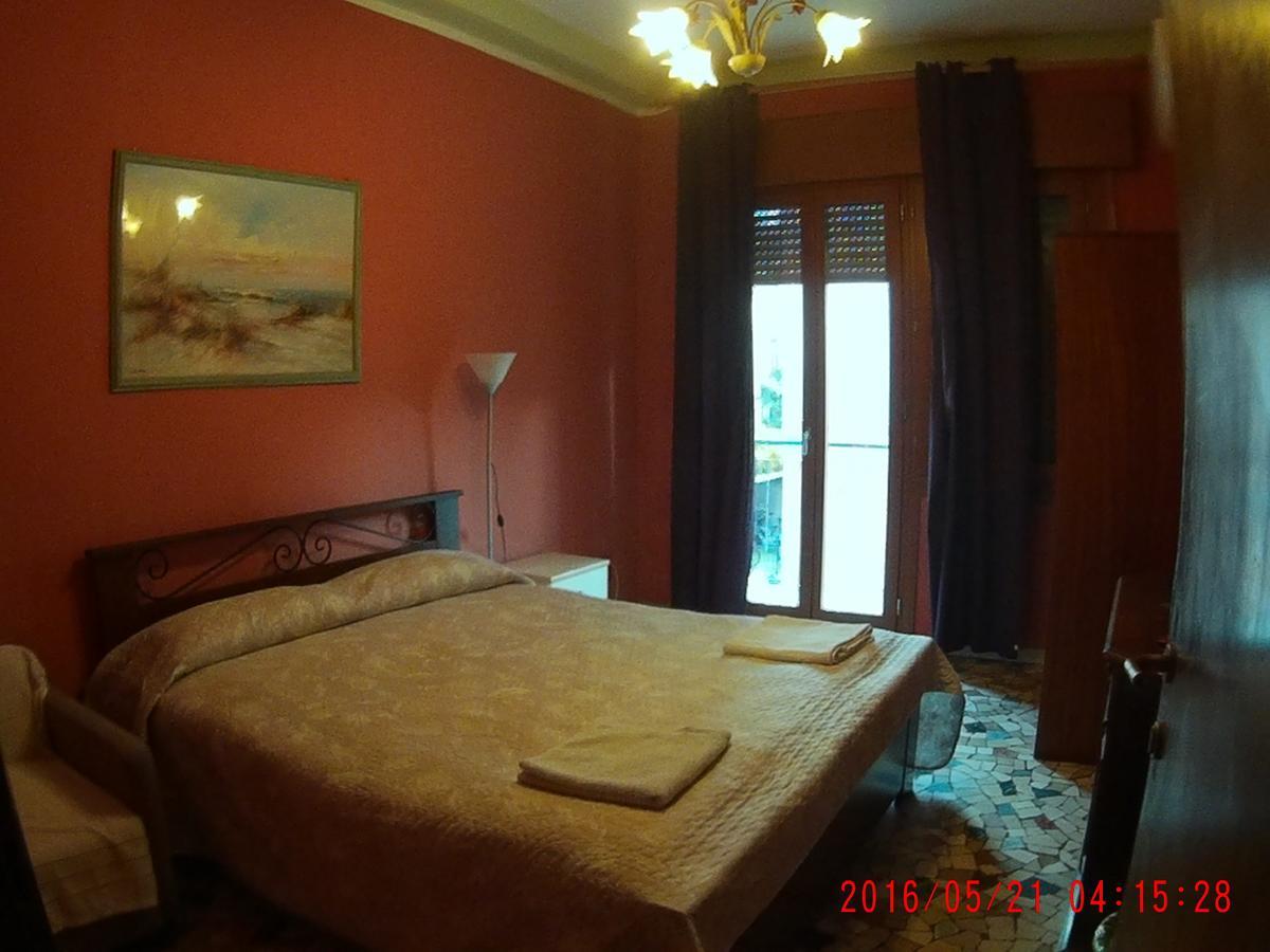 The Caponi Bros Bed & Breakfast Местре Екстериор снимка