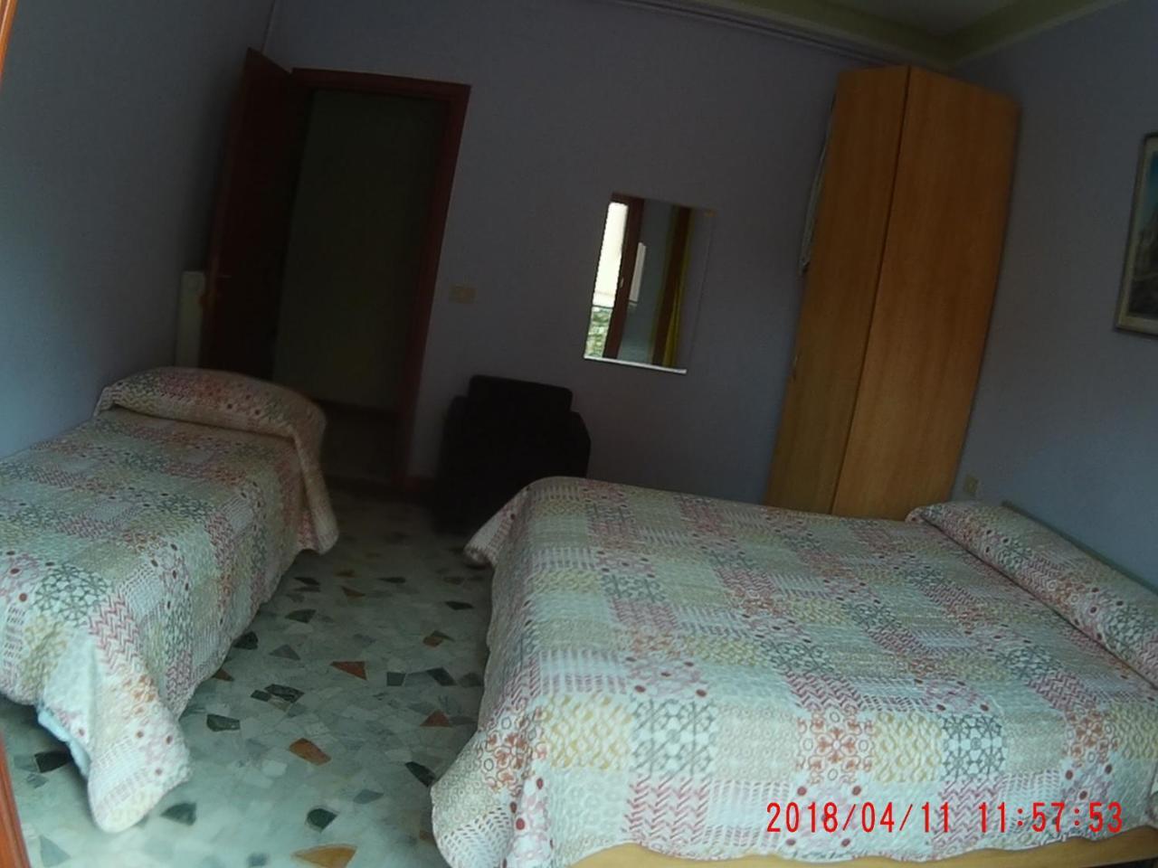 The Caponi Bros Bed & Breakfast Местре Екстериор снимка